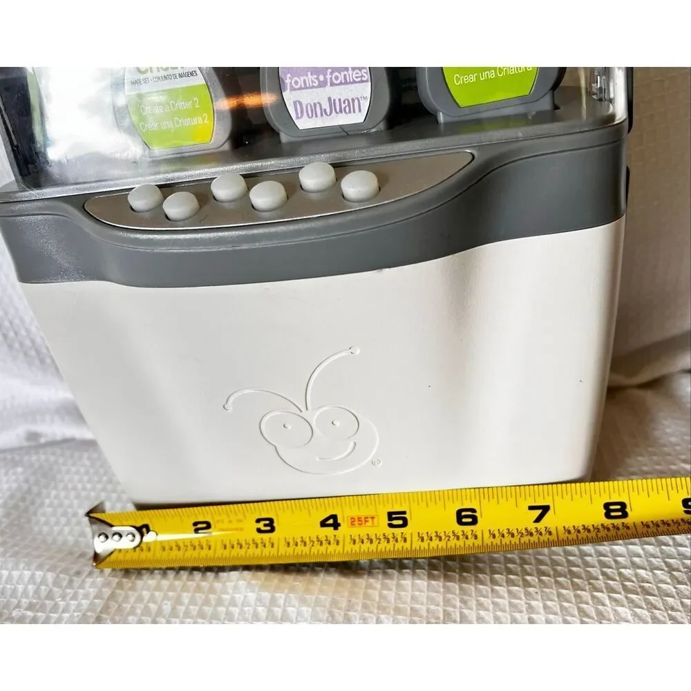 Cricut 6 Cartridge Jukebox Model CRJK0001 Preowned No Instructions or Cord DETAI